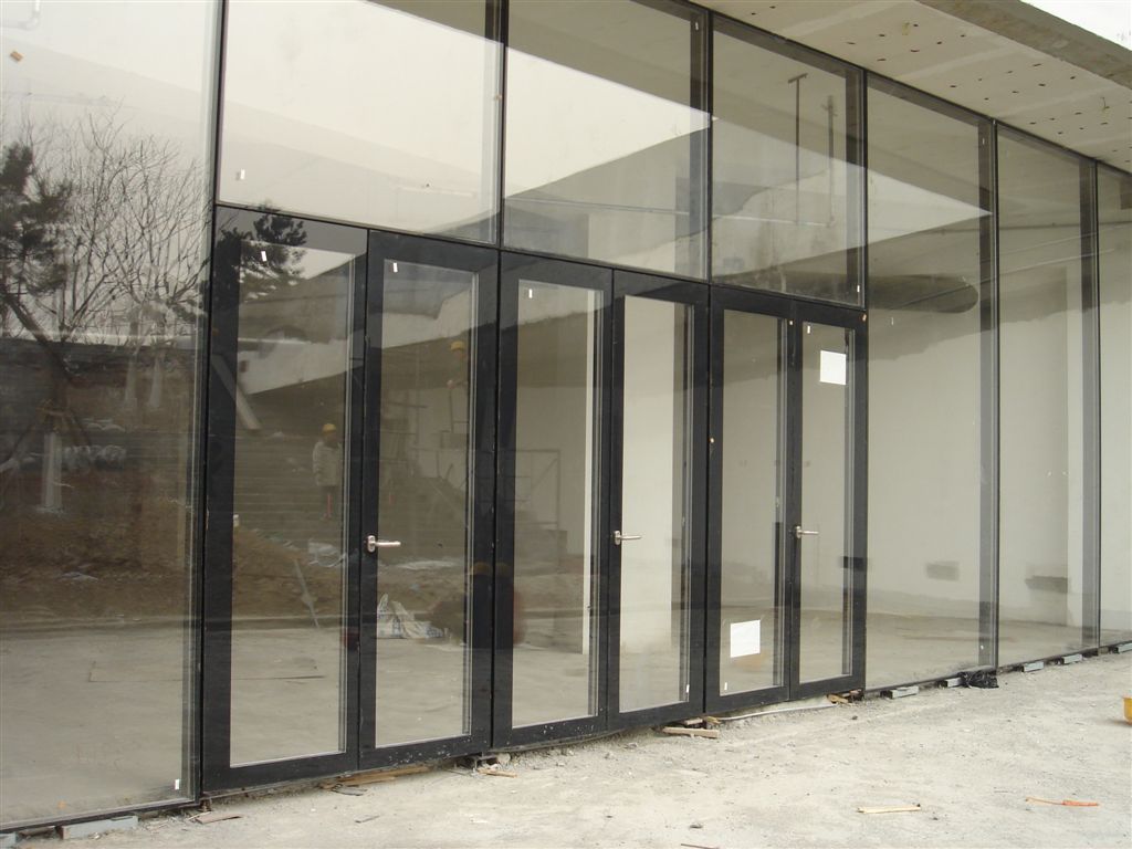 大连隔热型材——节能门窗的理想材料(图1)