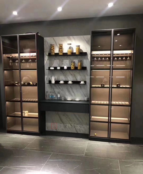  全铝酒柜